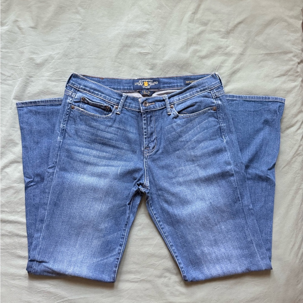 Lucky Brand Women's Low Rise Boot Cut Blue Jeans